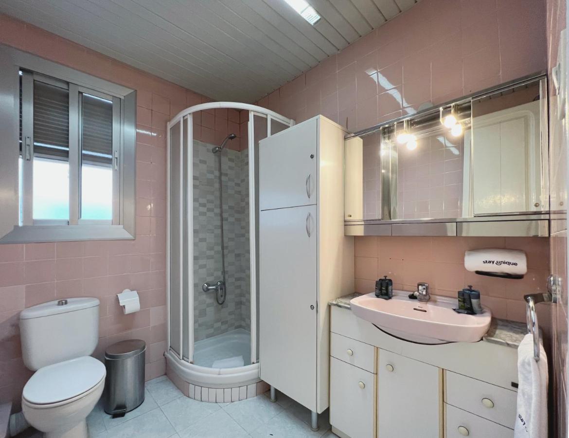 Stay U-Nique Apartments Calabria Барселона Екстериор снимка